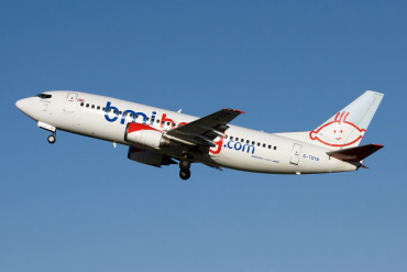 G-TOYM (29141) 1998 Boeing 737-36Q