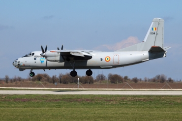 1104 (1104) 1976 Antonov An-30