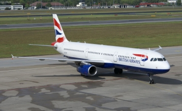 G-EUXF (2324) 2004 Airbus A321-231