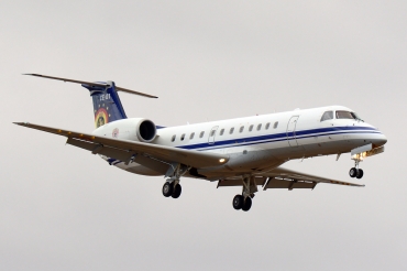 CE-01 (145449) 2001 Embraer ERJ-135LR