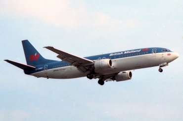 G-OBMF (cn 23868) Boeing 737-4Y0