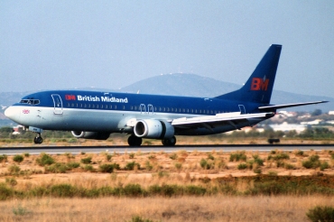 G-OBMM (25177) 1991 Boeing 737-4Y0