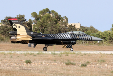 88-0032 (4R-34) 1988 Lockheed Martin F-16C