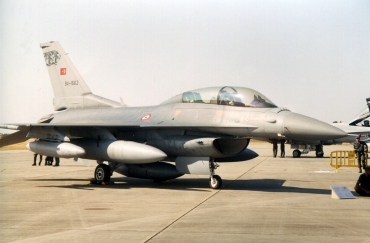 94-1562 (HD-18) Lockheed Martin F-16D Fighting Falcon