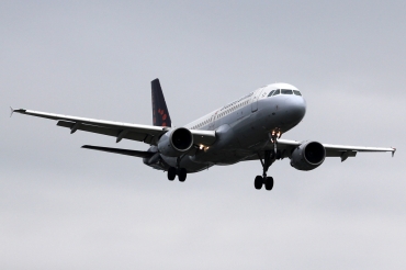 OO-SNA (cn 1441) Airbus A320-214