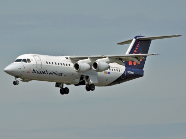 OO-DWH (E3340) 1998 British Aerospace Avro RJ100