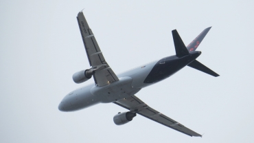 OO-SNB (1493) 2001 Airbus A320-214