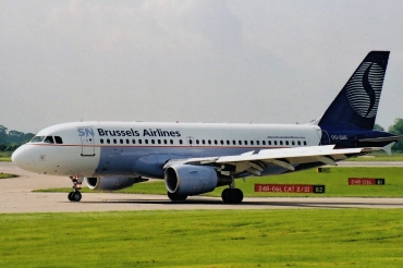 OO-SSG (1160) 2000 Airbus A319-112