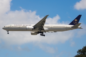 HZ-AK22 (41059) 2013 Boeing 777-368ER