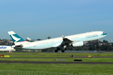 B-LAD (776) 2006 Airbus A330-343X