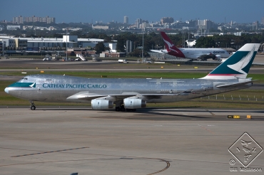 B-HUO (32571) 2001 Boeing 747-467F