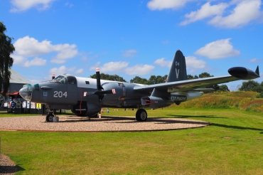 204 (726-7251) Lockheed SP-2H Neptune