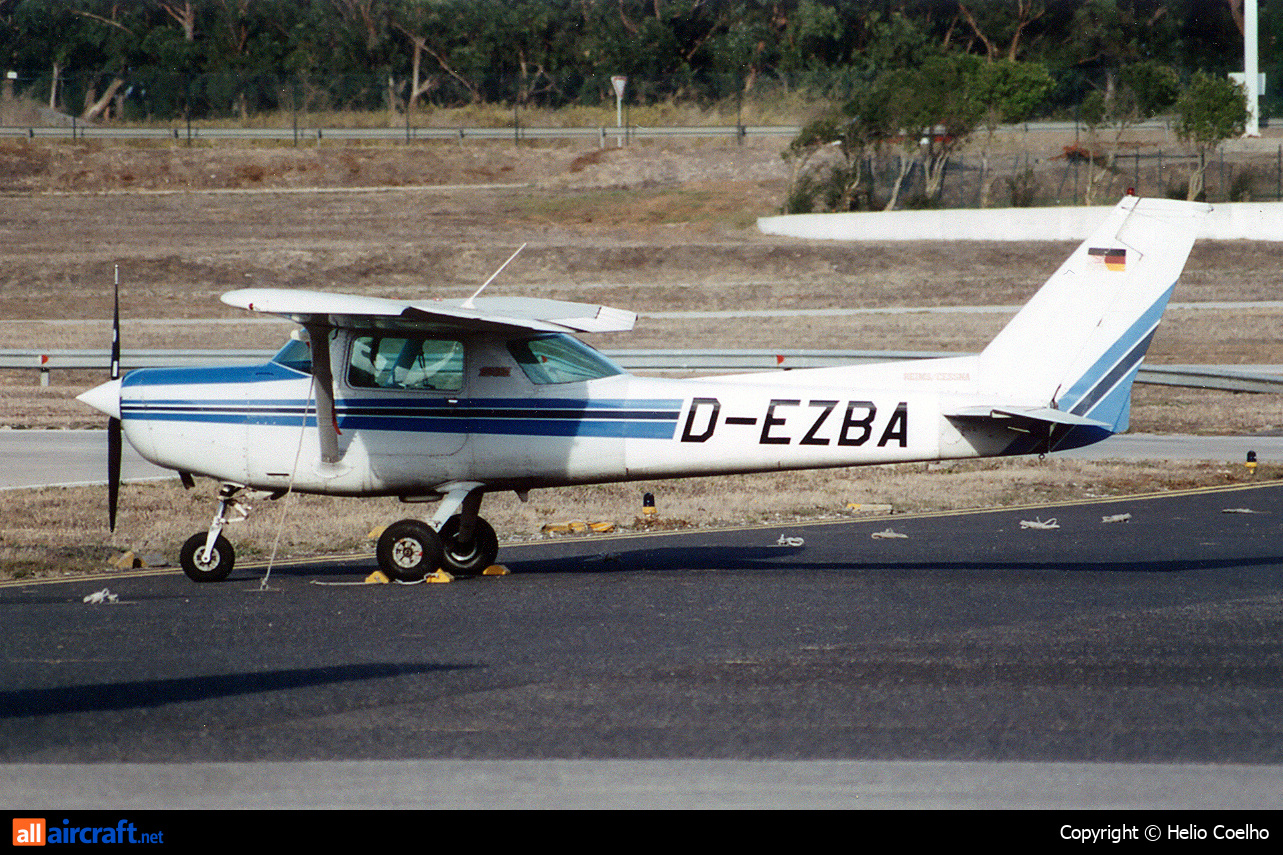 D-EZBA · Reims-Cessna F152 II · (LPCS)