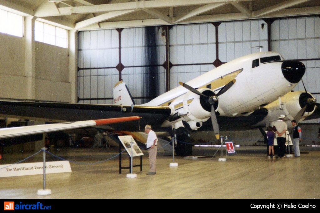 EI-AYO · Douglas DC-3A-197 · (EGDT)