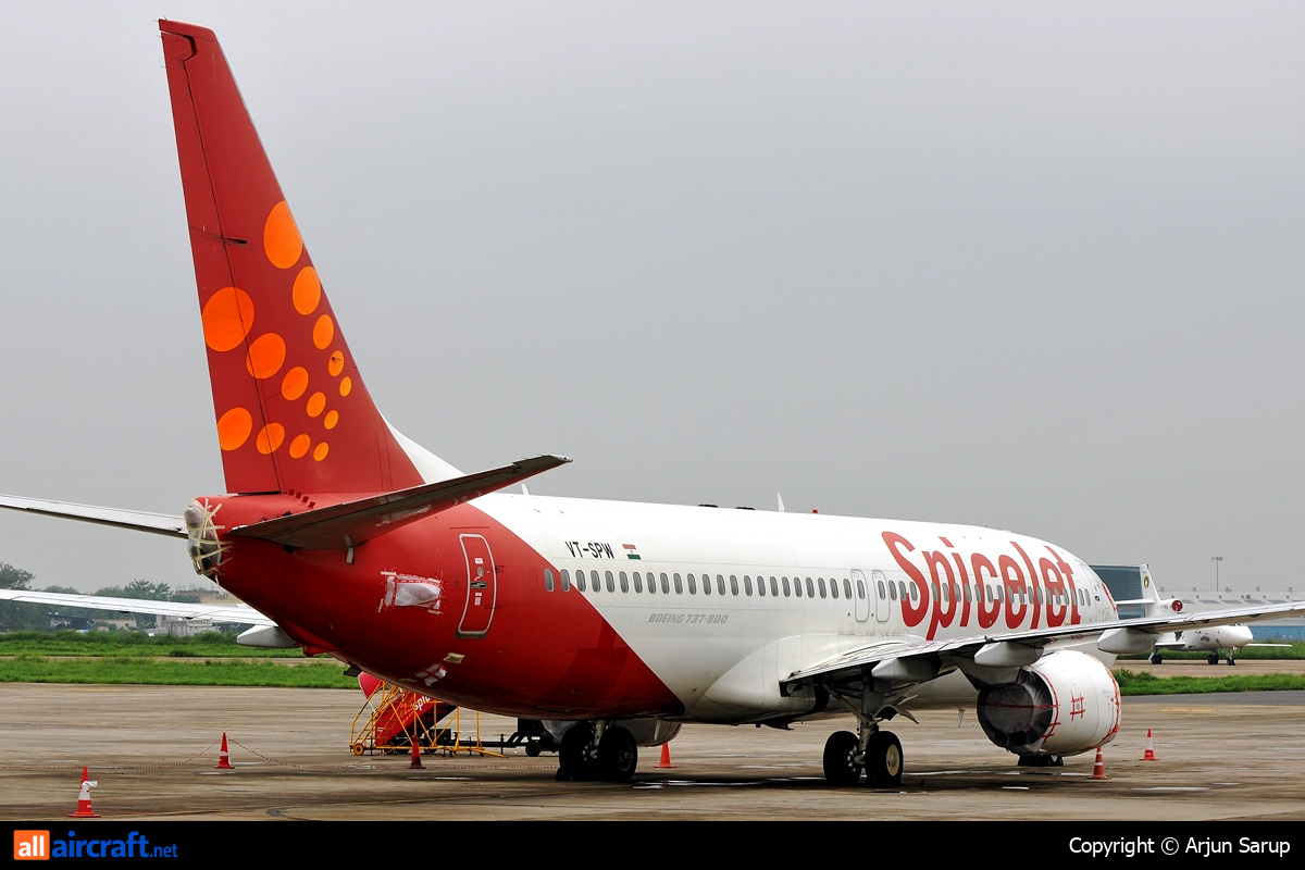 VT-SPW · Boeing 737-86N(WL) · (DEL / VIDP)