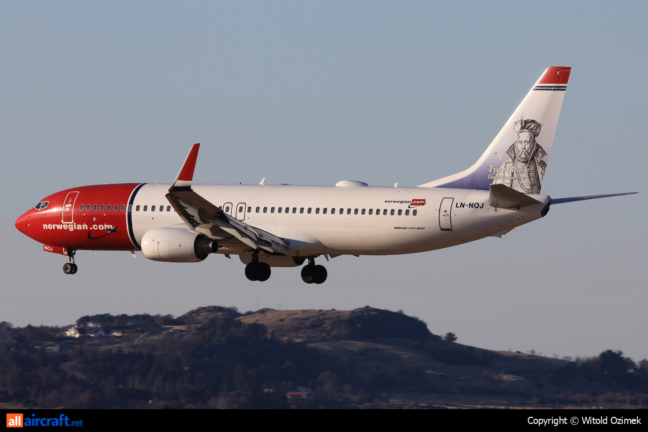 LN-NOJ · Boeing 737-86N(WL) · (SVG / ENZV)