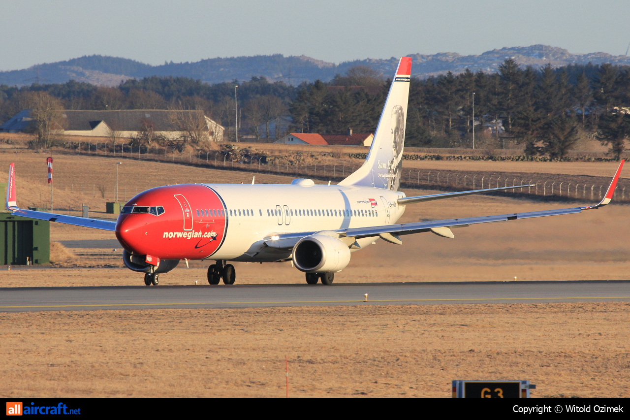 LN-NOI · Boeing 737-86N(WL) · (SVG / ENZV)