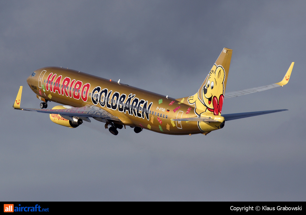 D-ATUD · Boeing 737-8K5(WL) · (STR / EDDS)