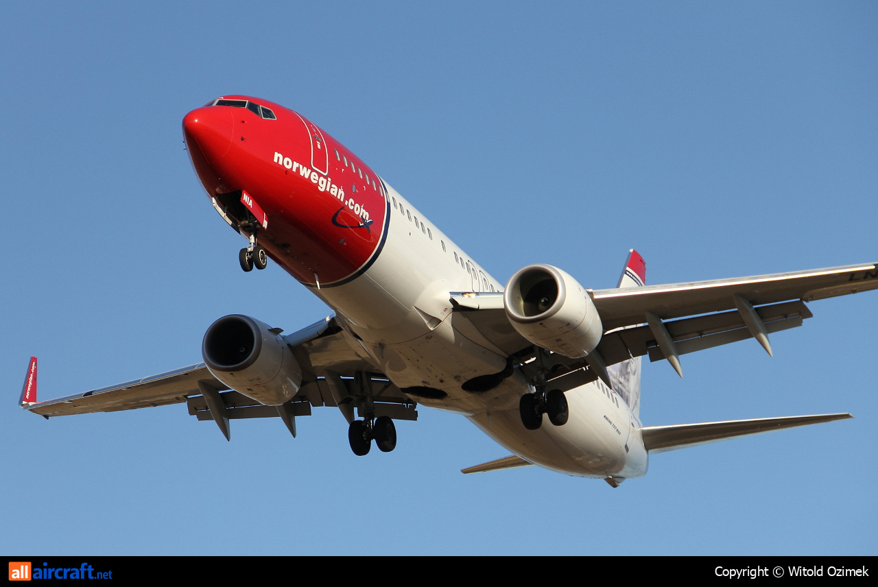LN-NIA · Boeing 737-8JP(WL) · (SVG / ENZV)
