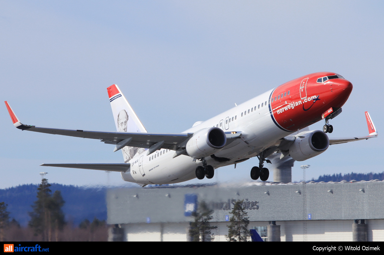 LN-NIA · Boeing 737-8JP(WL) · (OSL / ENGM)