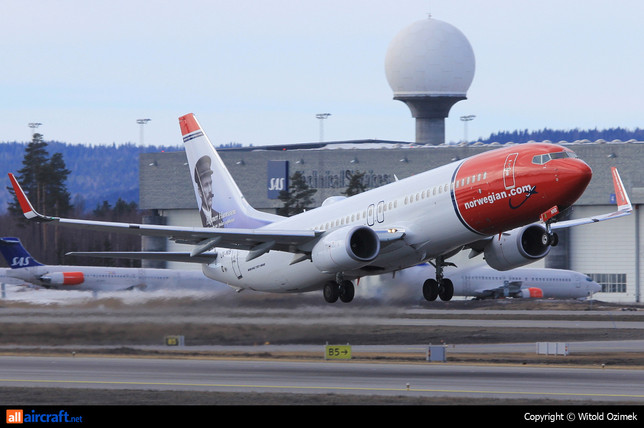 LN-NIB · Boeing 737-86J(WL) · (OSL / ENGM)
