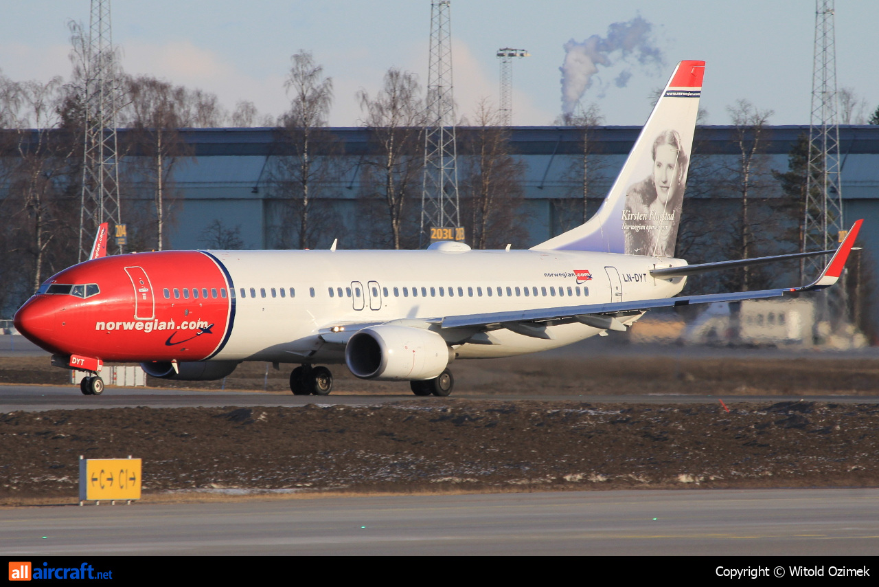 LN-DYT · Boeing 737-8JP(WL) · (OSL / ENGM)