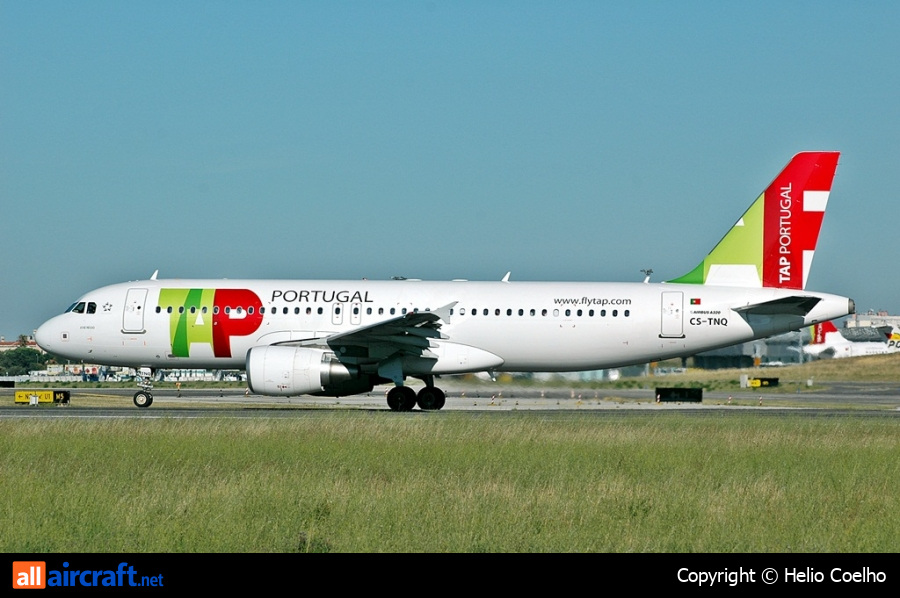 CS-TNQ · Airbus A320-214 · (LIS / LPPT)