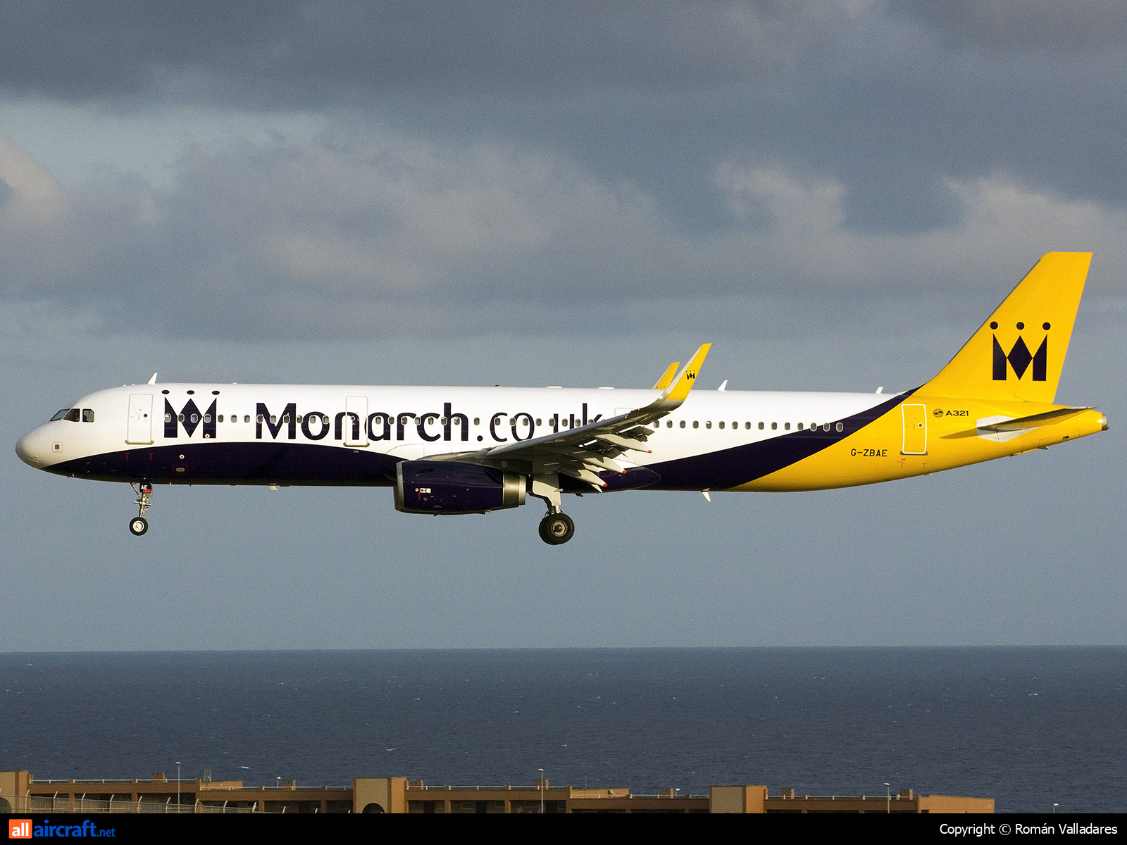 G-ZBAE · Airbus A321-231 · (LPA / GCLP)