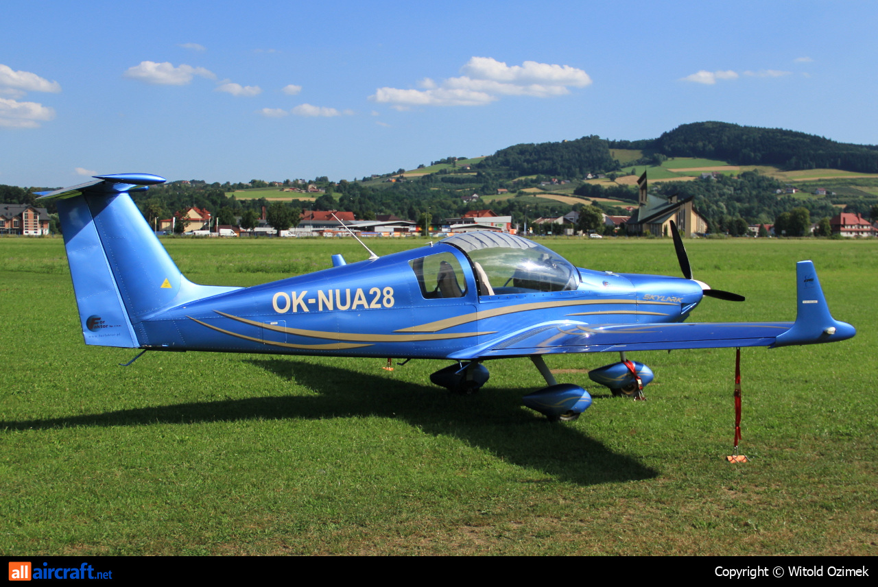 OK-NUA28 · Dova DV-1 Skylark · (EPNL)