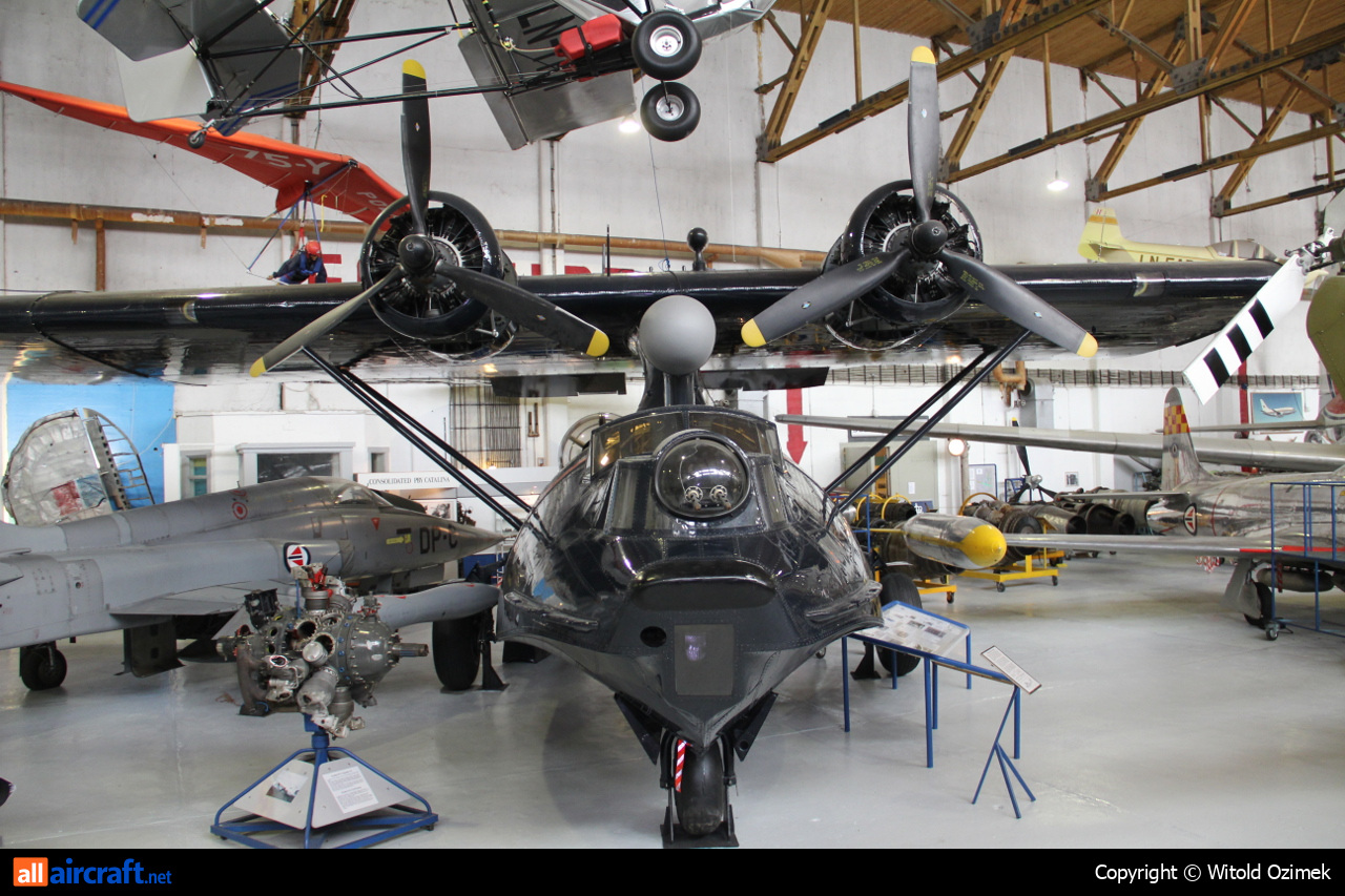 48382 · Consolidated PBY-5A Catalina · (SVG / ENZV)