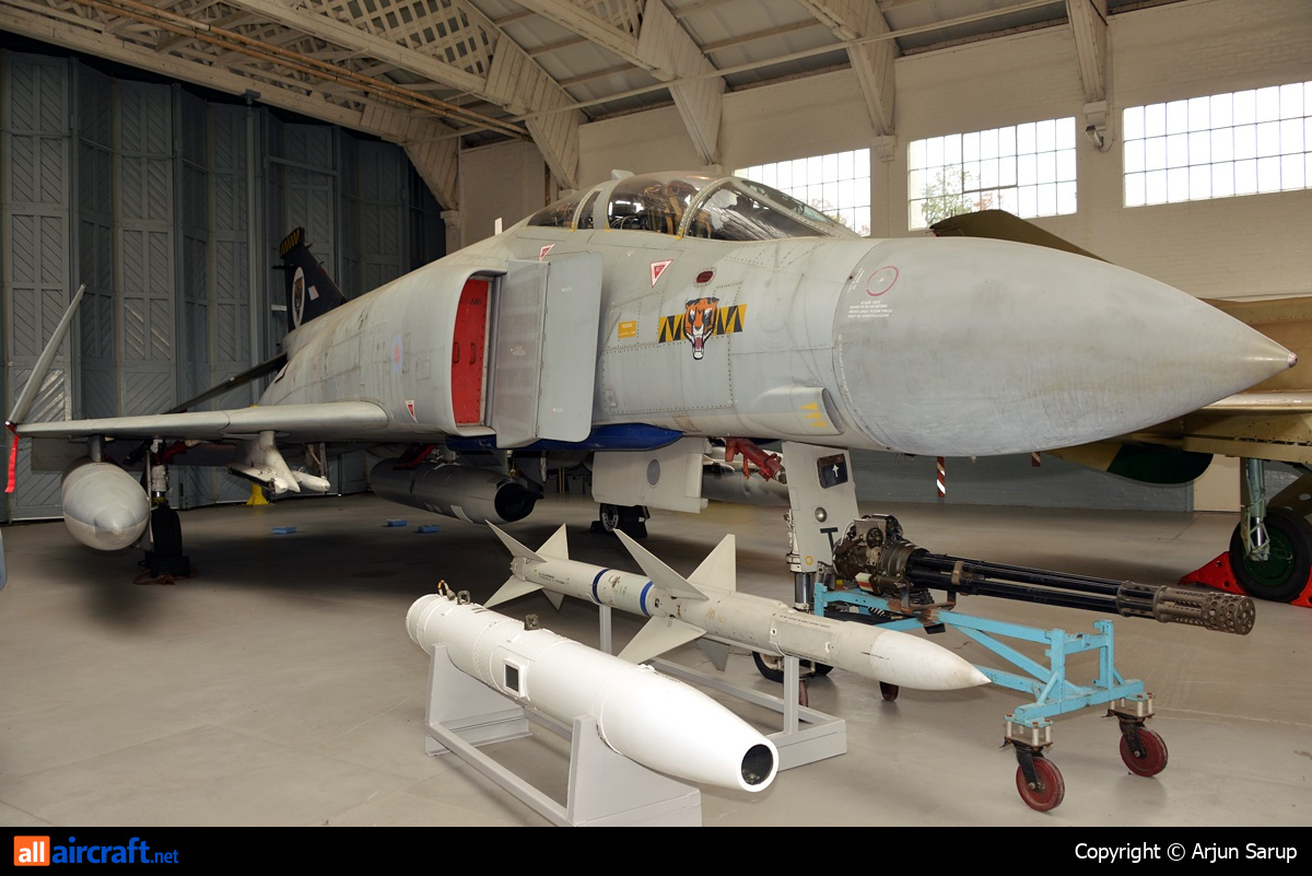 XV474 · McDonnell Douglas F-4M Phantom FGR2 · (EGSU)