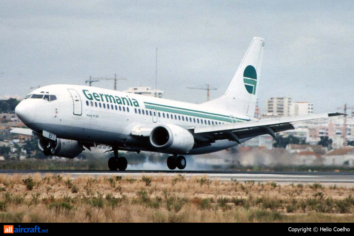 D-AGEJ · Boeing 737-3L9 · (FAO / LPFR)