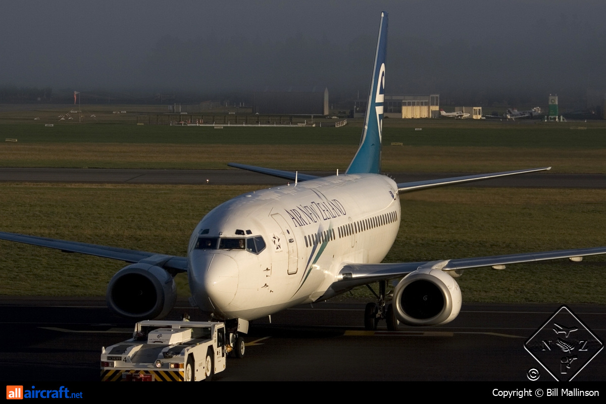 ZK-NGG · Boeing 737-319 · (CHC / NZCH)