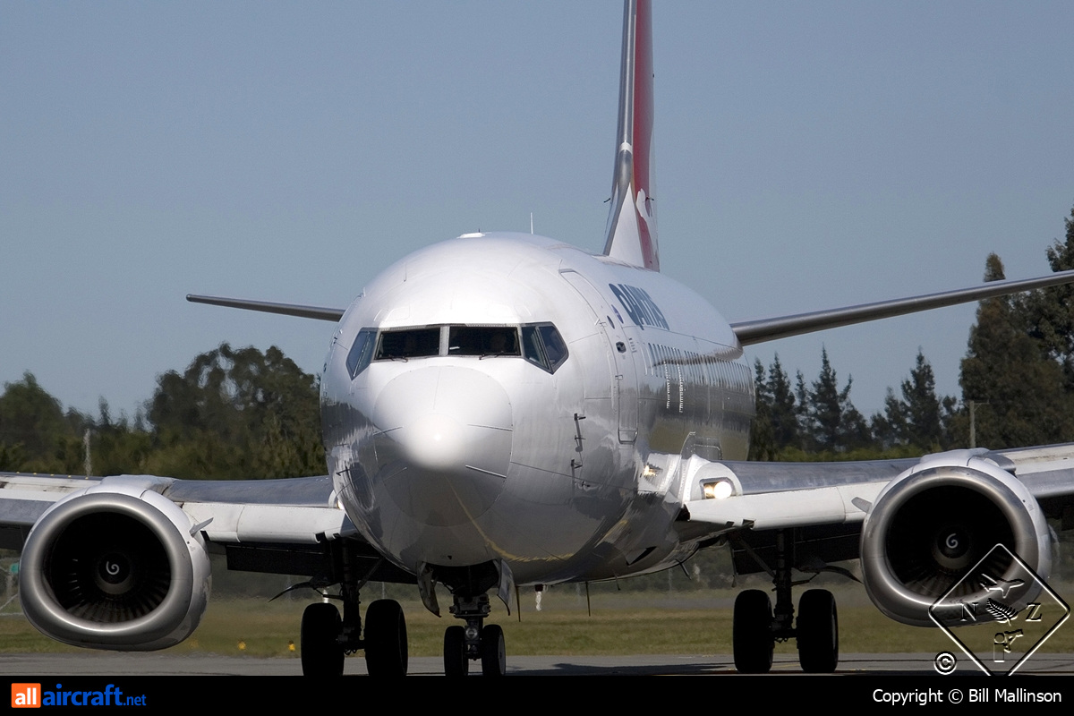 ZK-JNB · Boeing 737-376 · (CHC / NZCH)