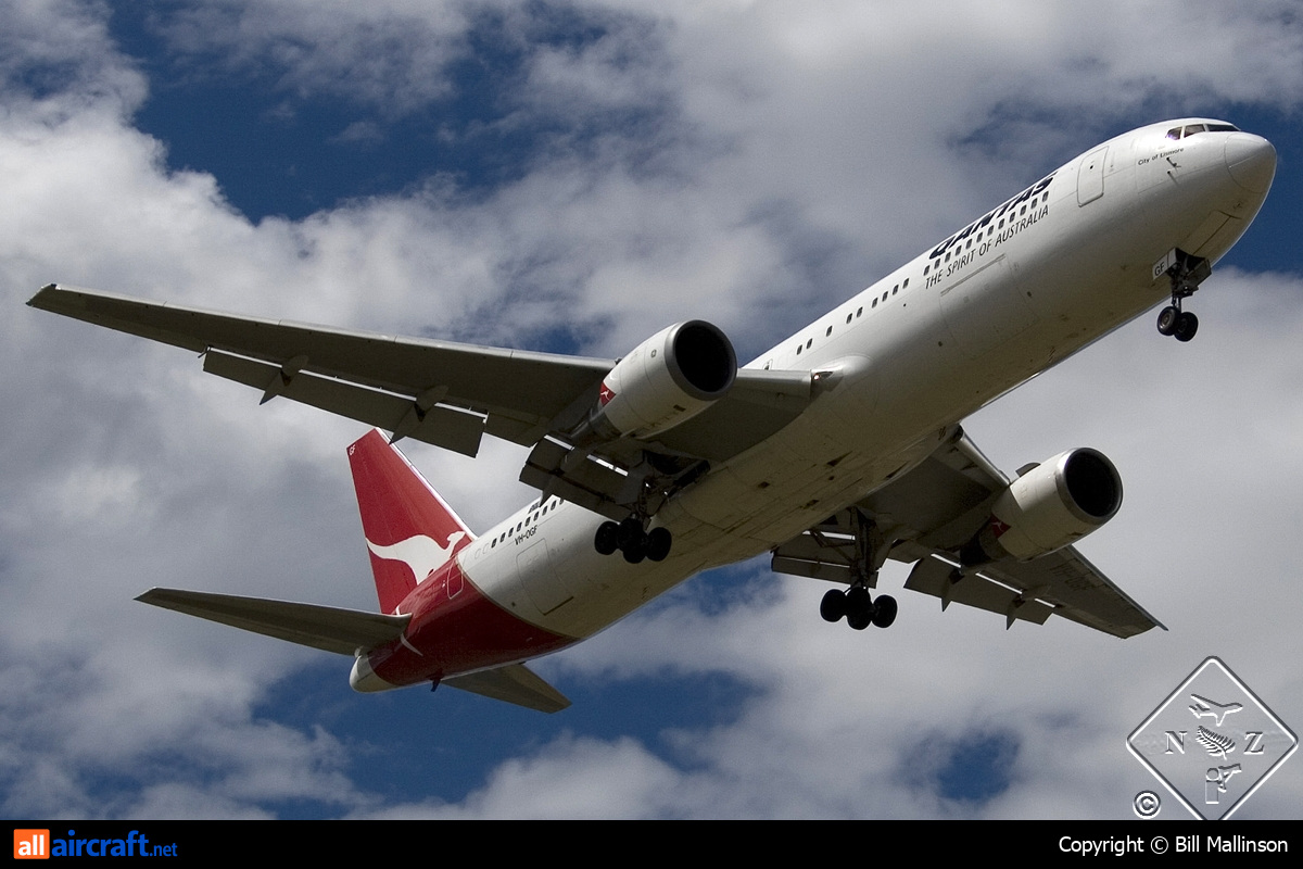 VH-OGF · Boeing 767-338/ER · (CHC / NZCH)