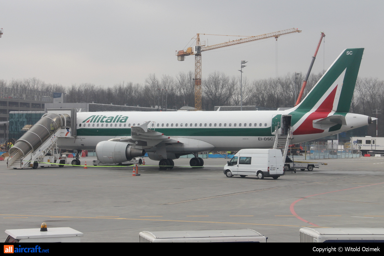 EI-DSC · Airbus A320-216 · (KRK / EPKK)