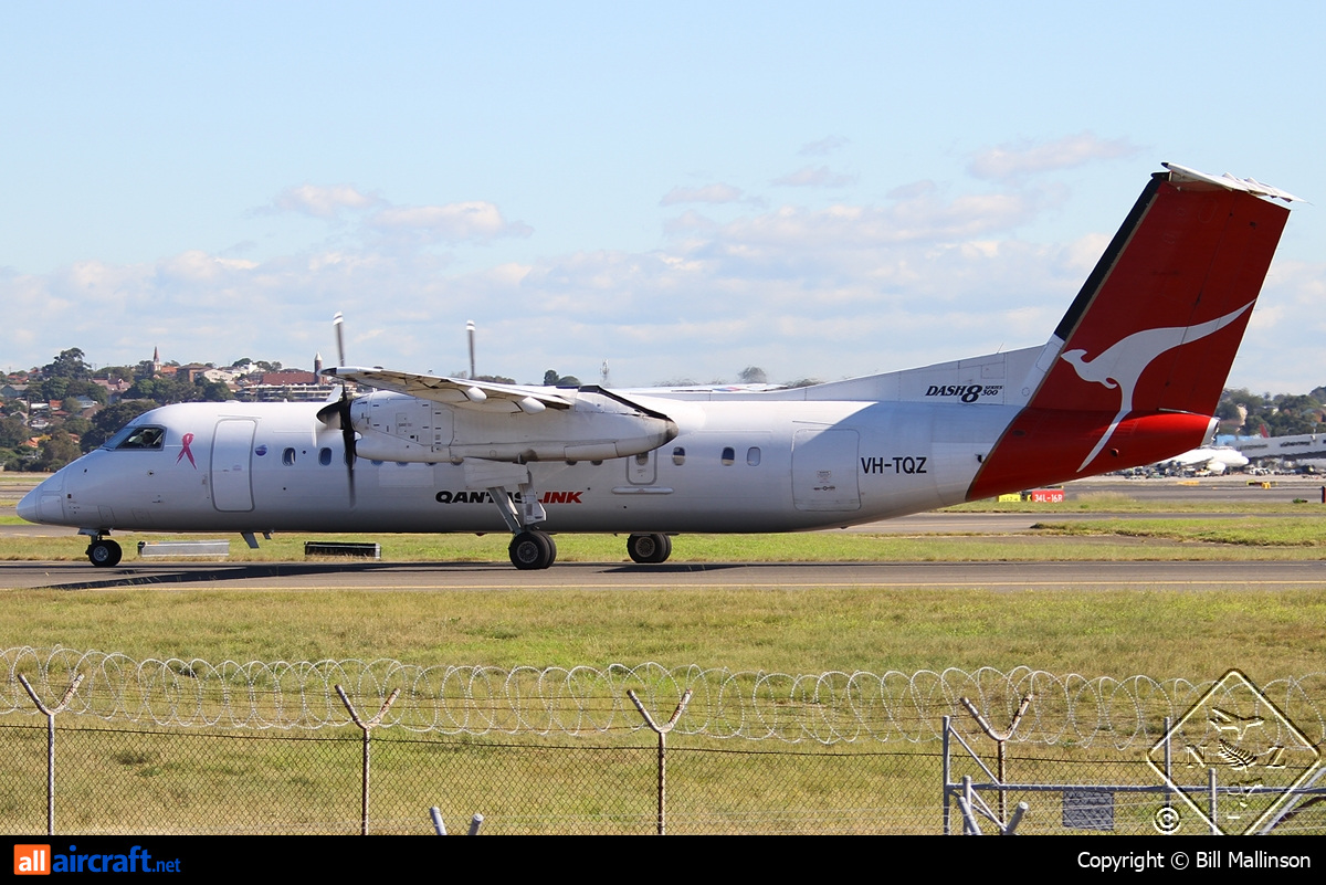 VH-TQZ · Bombardier Dash 8-Q315 · (SYD / YSSY)