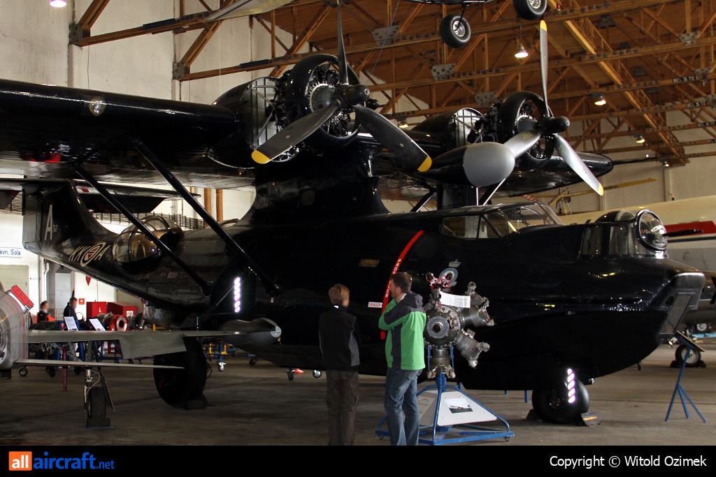 48382 · Consolidated PBY-5A Catalina · (SVG / ENZV)