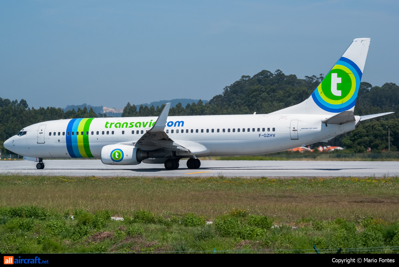 F-GZHV · Boeing 737-85H(WL) · (OPO / LPPR)