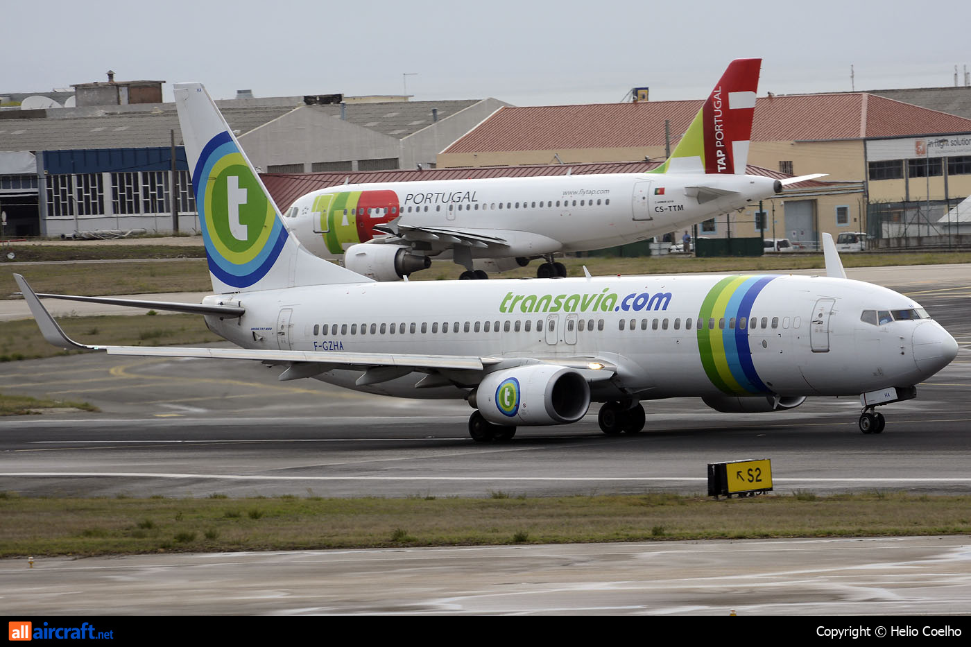 F-GZHA · Boeing 737-8GJ(WL) · (LIS / LPPT)