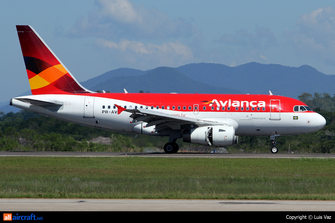 PR-AVH · Airbus A318-121 · (FLN / SBFL)