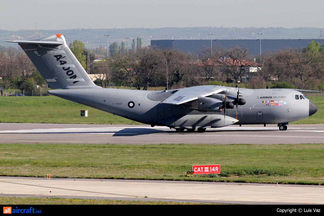 F-WWMT · Airbus A400M-180 · (TLS / LFBO)