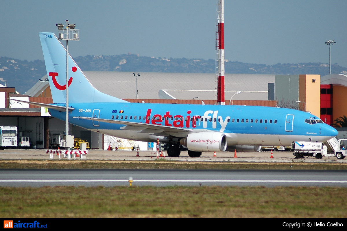 OO-JAN · Boeing 737-76N · (FAO / LPFR)