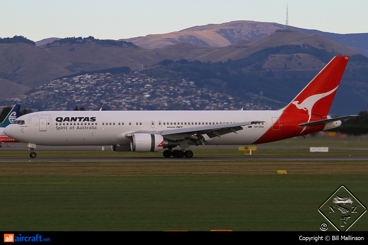 VH-OGU · Boeing 767-338/ER · (CHC / NZCH)