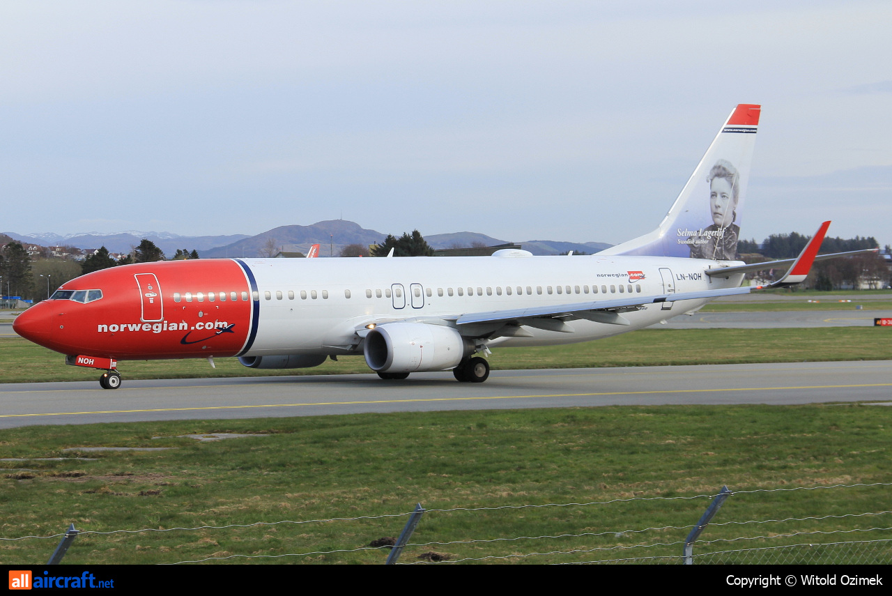 LN-NOH · Boeing 737-86N(WL) · (SVG / ENZV)