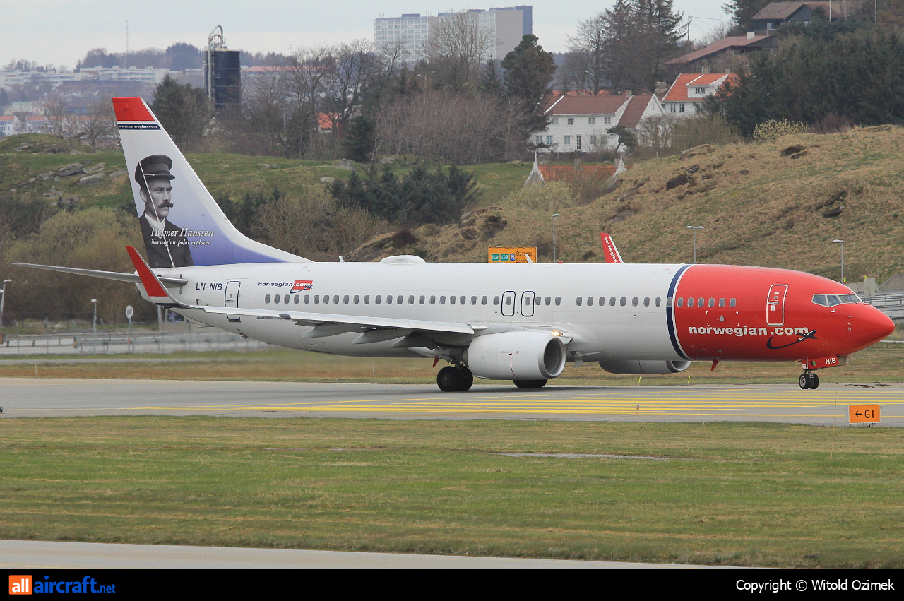 LN-NIB · Boeing 737-86J(WL) · (SVG / ENZV)