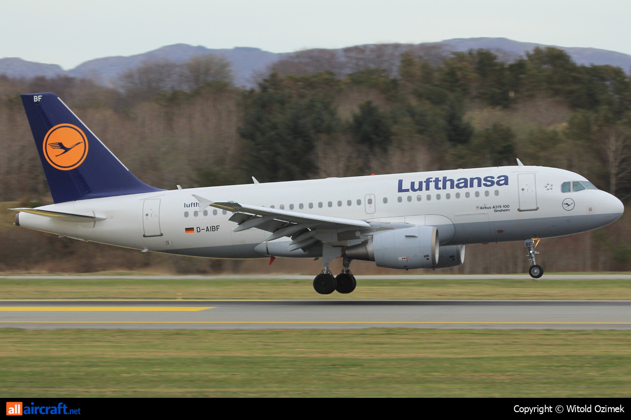 D-AIBF · Airbus A319-112 · (SVG / ENZV)