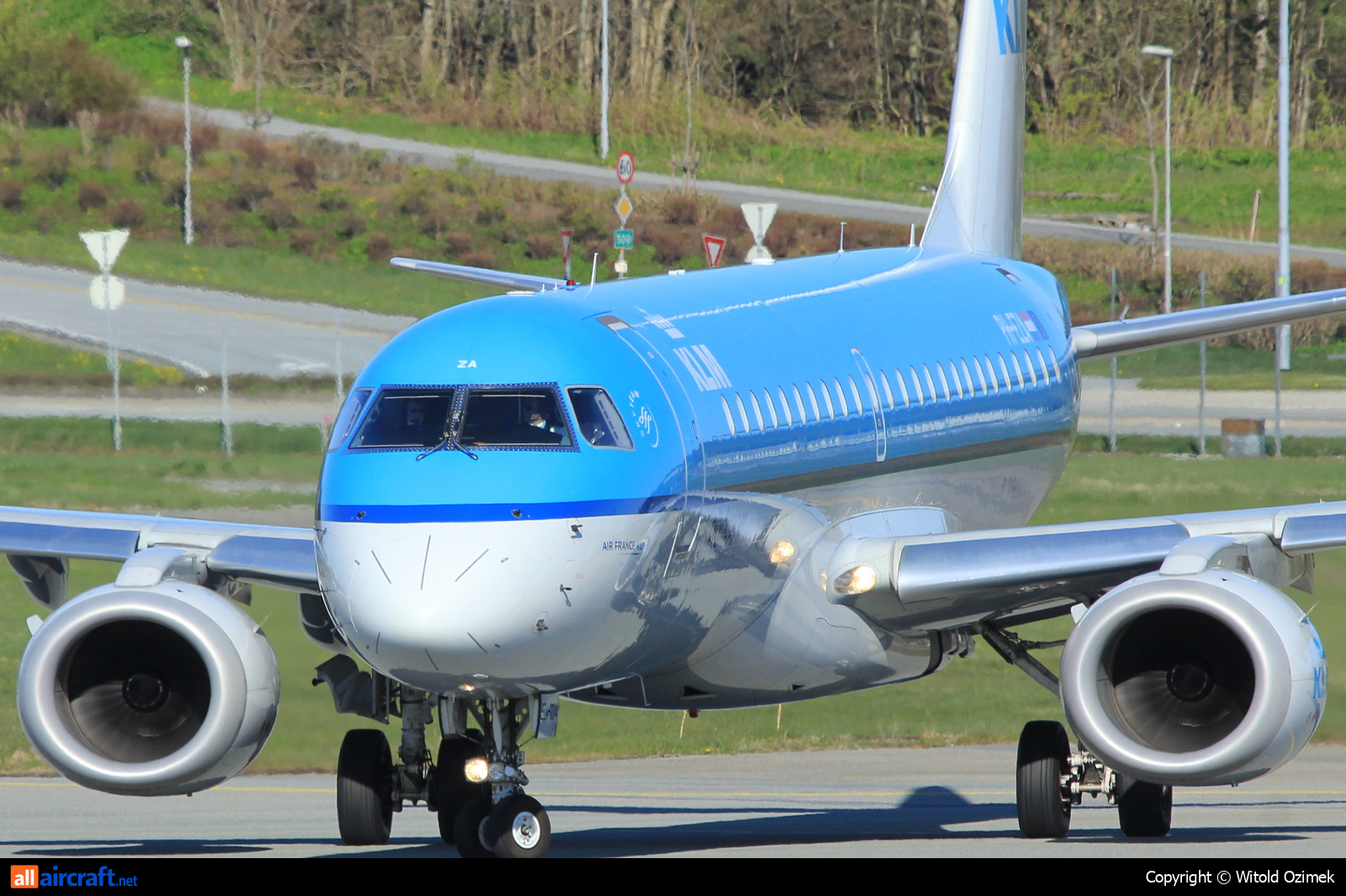 PH-EZA · Embraer 190-100STD · (SVG / ENZV)