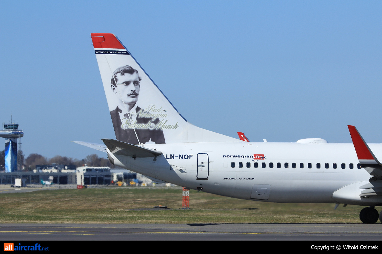LN-NOF · Boeing 737-86N(WL) · (SVG / ENZV)