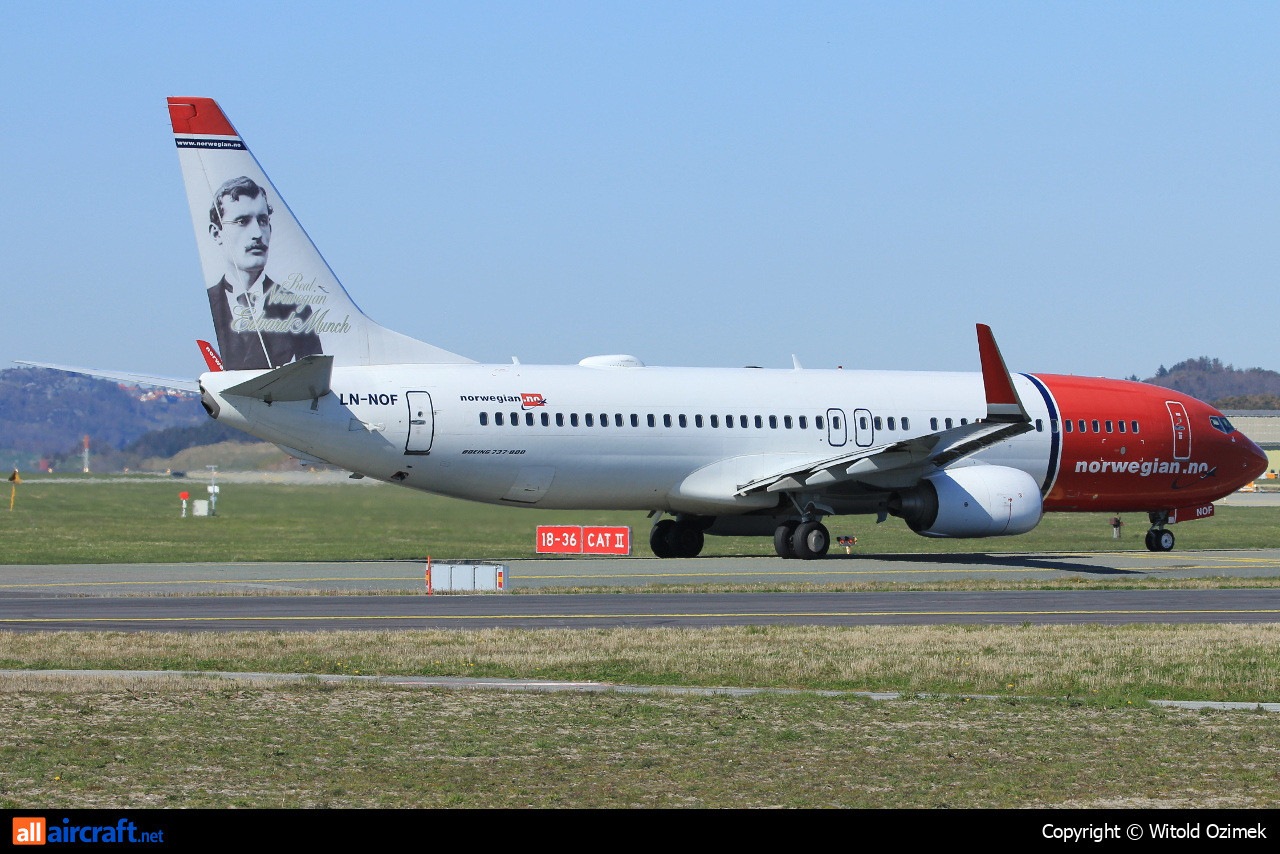 LN-NOF · Boeing 737-86N(WL) · (SVG / ENZV)